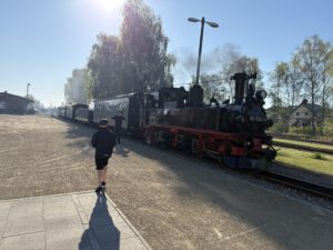 Mehr über den Artikel erfahren erfolgreiche 20. Bahndamm-Wanderung